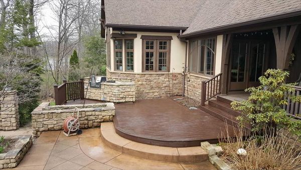 Trex Transcend Vintage Lantern with a custom curve step. Post cap led lighting