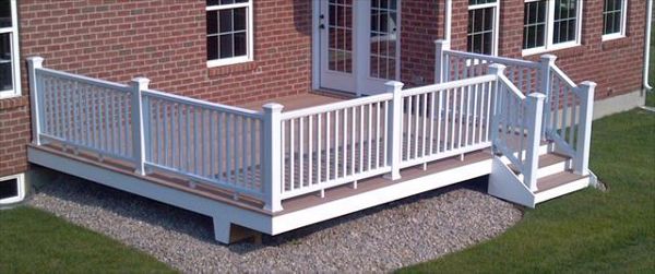 Trex Saddle Select w/Transcend White Rail