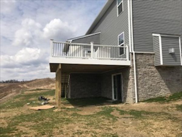 Dave's Decks and Remodeling Gallery Photo 2