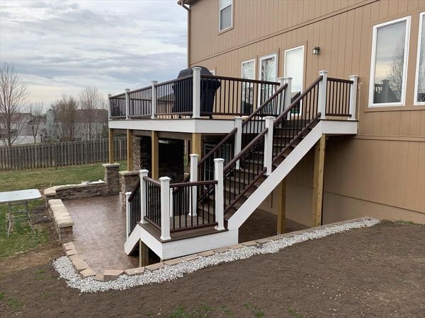 Trex Transcend Tropical (Spiced Rum) Deck with Trex Railing, Fascia and Lights - View from Right side of deck