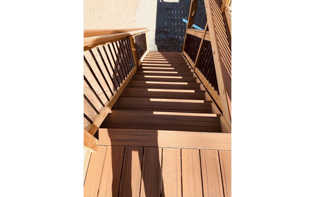 Trex Transcend Havana Gold Stair Treads, Cocktail Railing, PT Posts & Aluminum Black Balusters