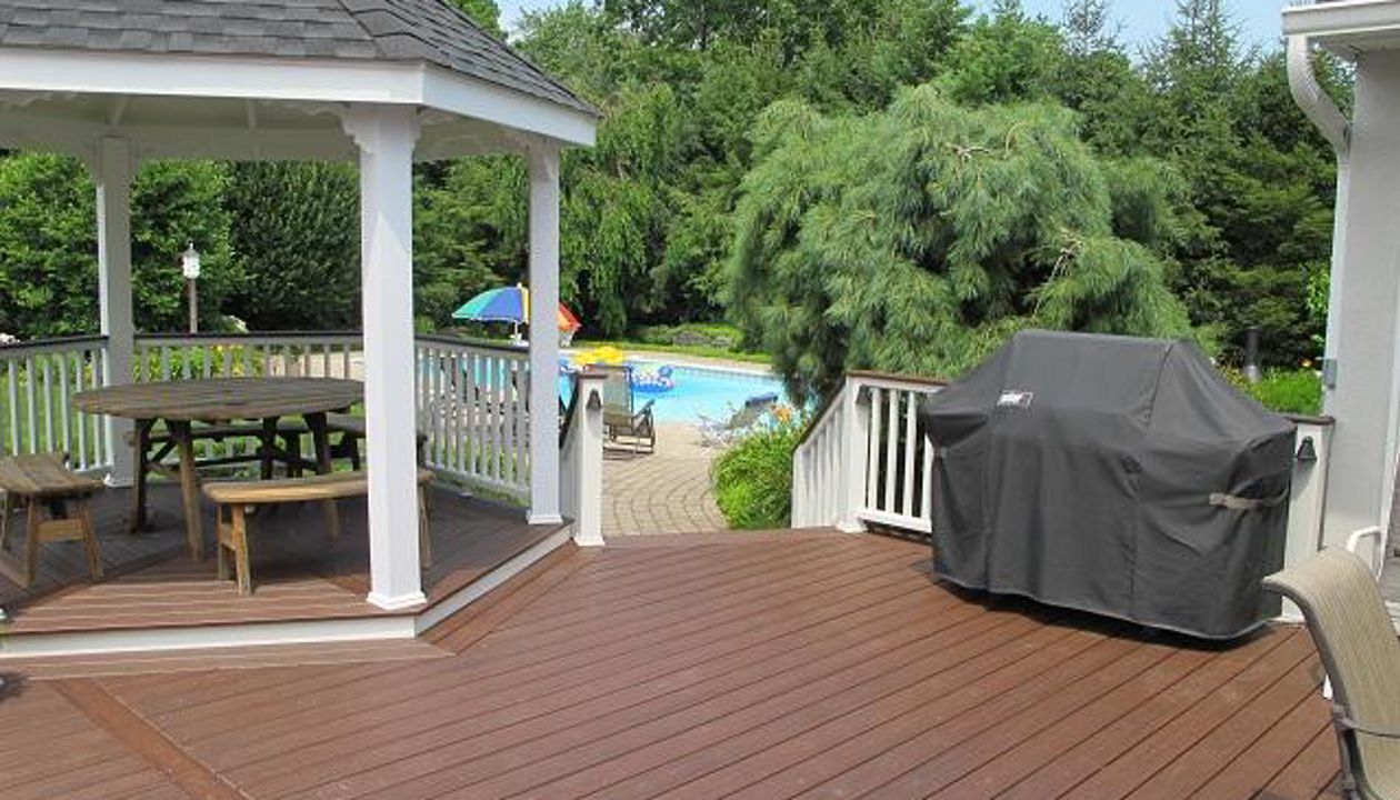 Lava Rock with Transcends Railing in Wyckoff, NJ