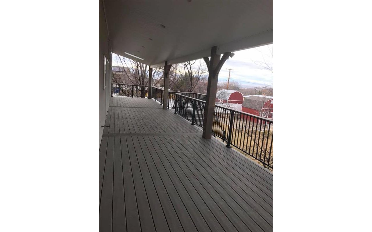 Trex Gravel Path Decking