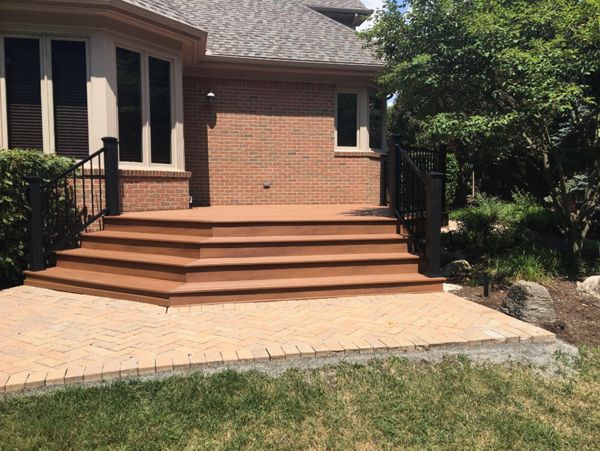 Custom deck builder, Leelanau Count, MI.