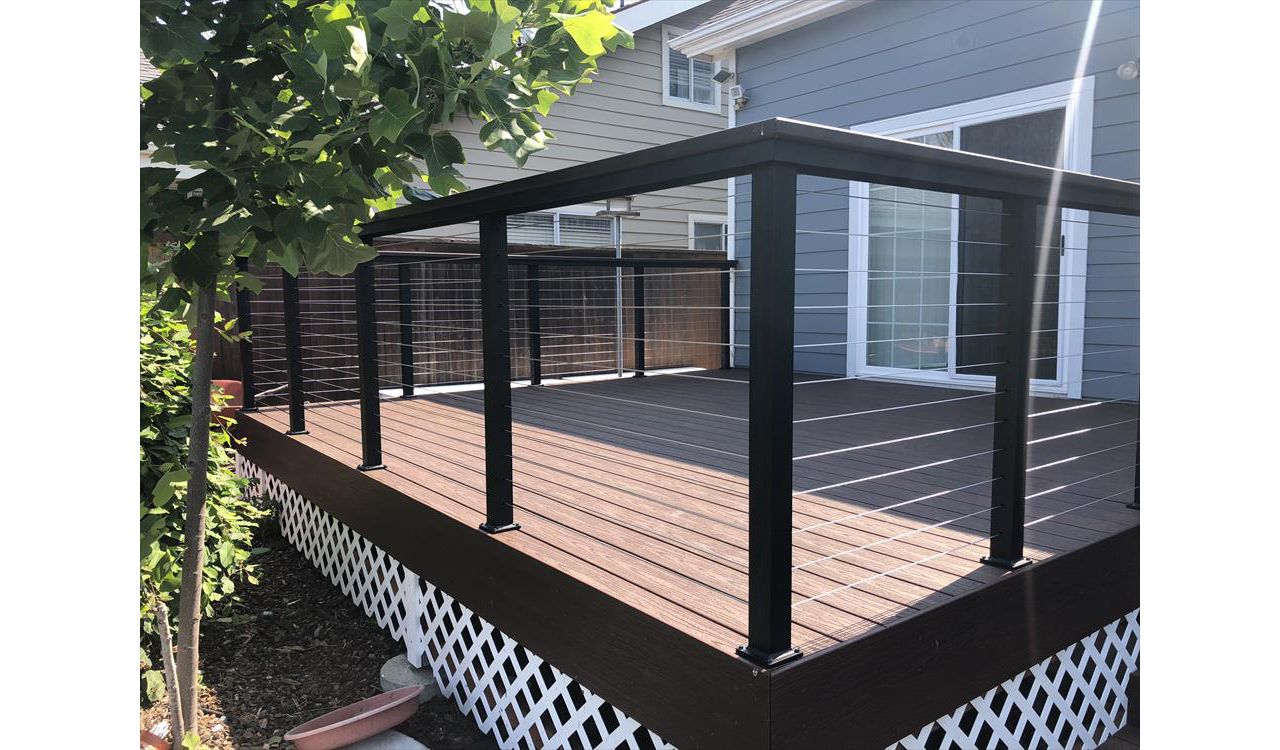 Tiki Torch Trex Transcend with stainless steel cable railing Trex cocktail rail Arroyo Grande