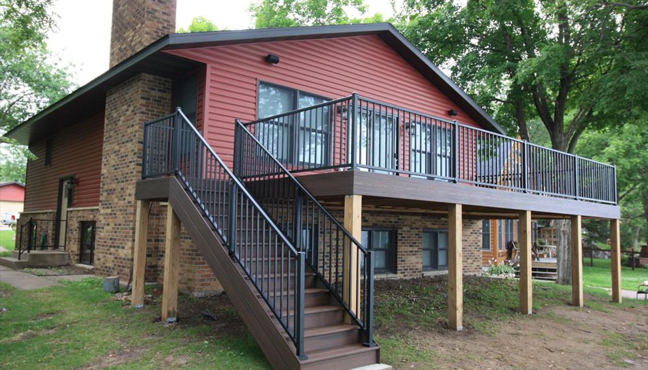 Trex Transcend Lava Rock with Black Aluminum Railing