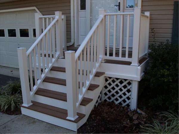 Front Deck With Trex Accents/White Trim
