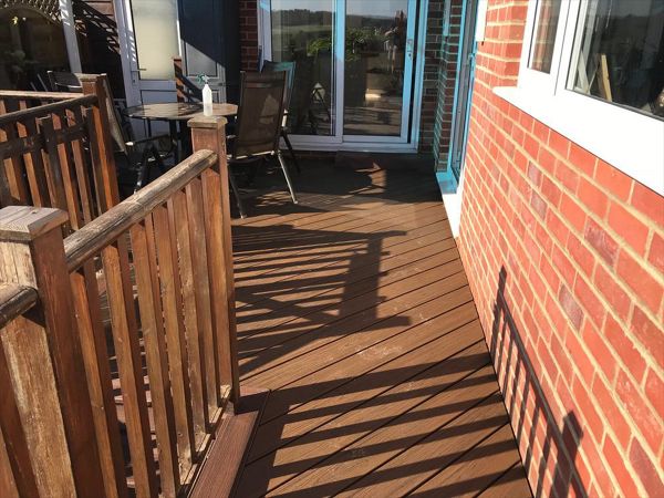 Trax boards set at 45degree angle so no but-joins throughout entire deck.