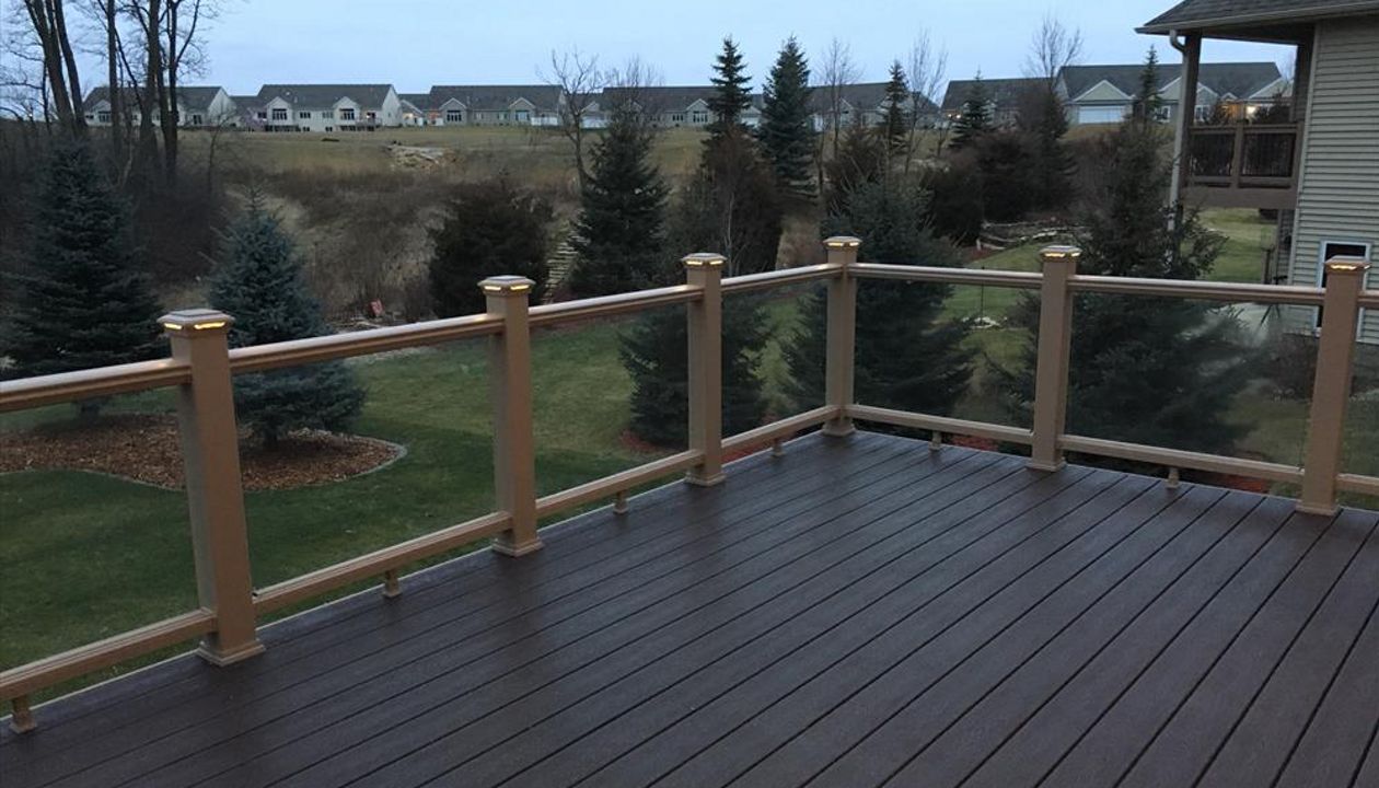 Trex Transcend Decking and Transcend Rail with Glass Panels and Lighted Caps Rochester, MN