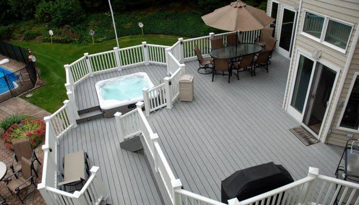 Long Island Deck Builder Brookville NY