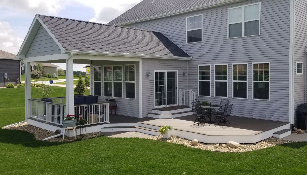 Roof extension over Trex Enhanced Coastal Bluff deck