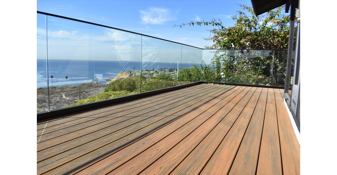 Ocean Front Trex Deck