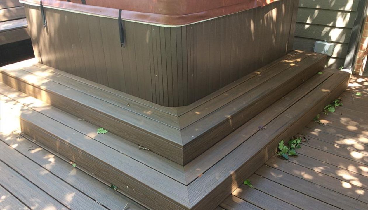 Trex Transcend Spiced Rum decking in Wichita, KS