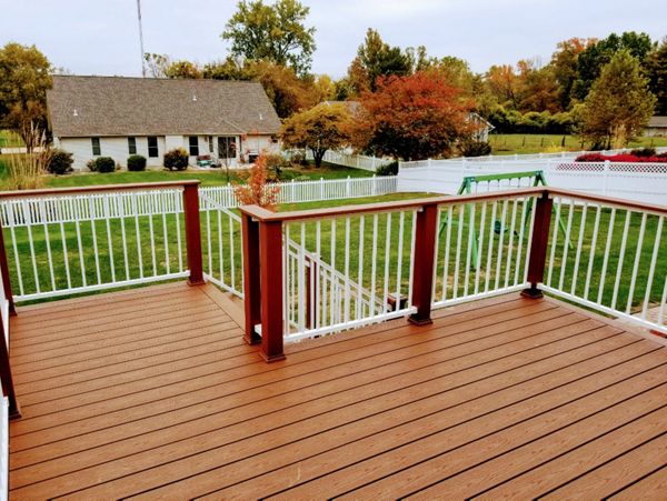 Godfrey, IL Trex Saddle Decking with Signature Railing & Transend Post