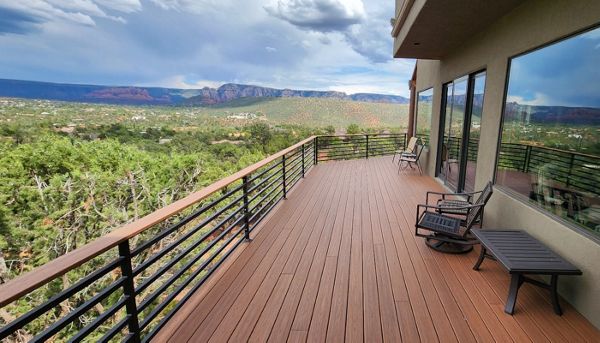 Sedona second story deck with custom rail