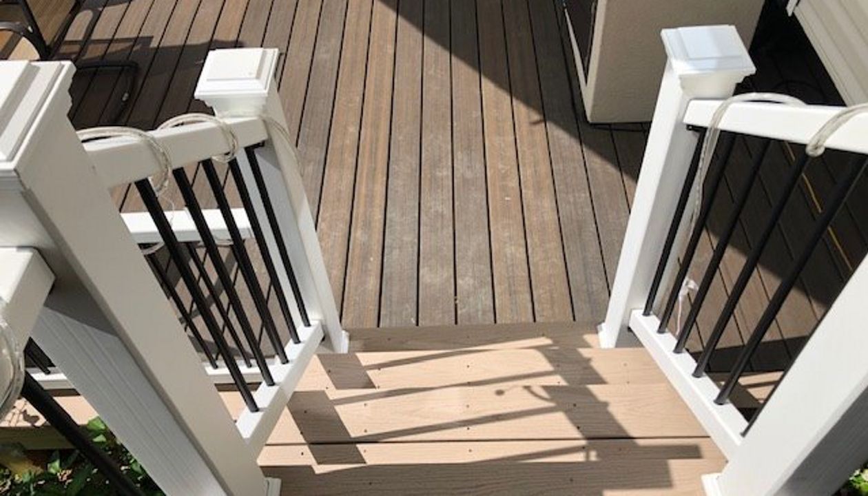 Trex Transcend Rope Swing stairs are durable & rot resistant