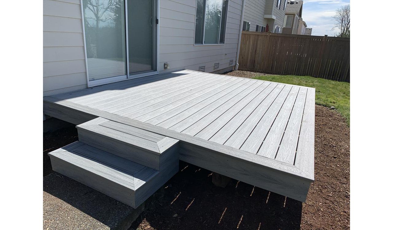 Trex enhance foggy wharf decking /picture frame