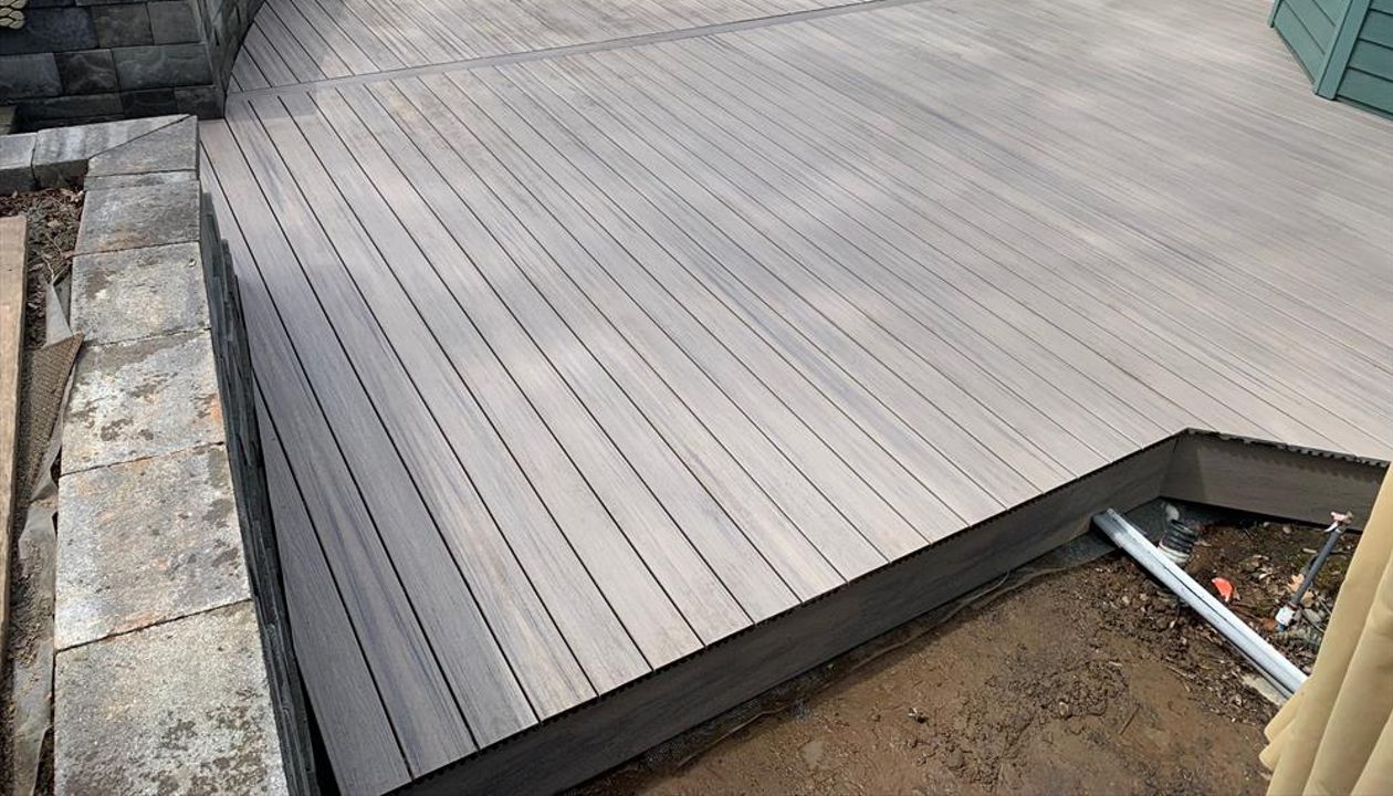 Trex Enhance Rocky Harbor