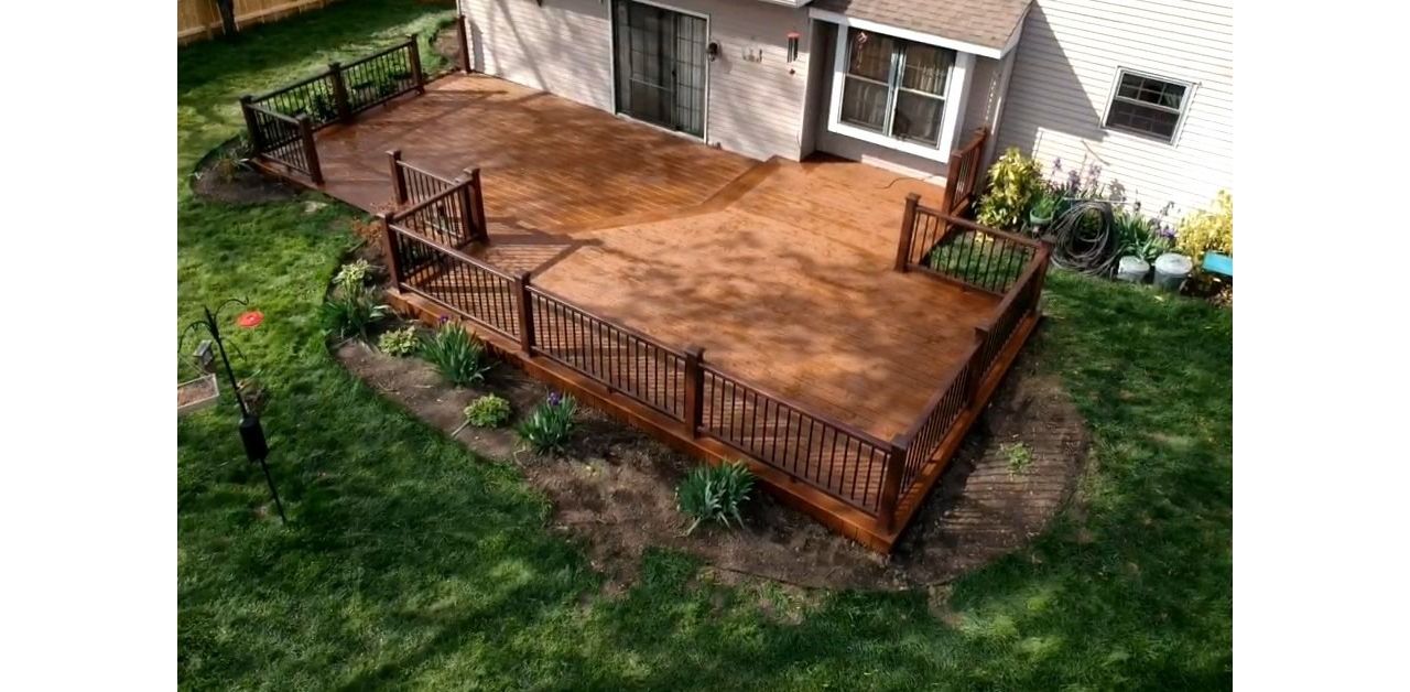 Wyndmere Select Saddle Deck