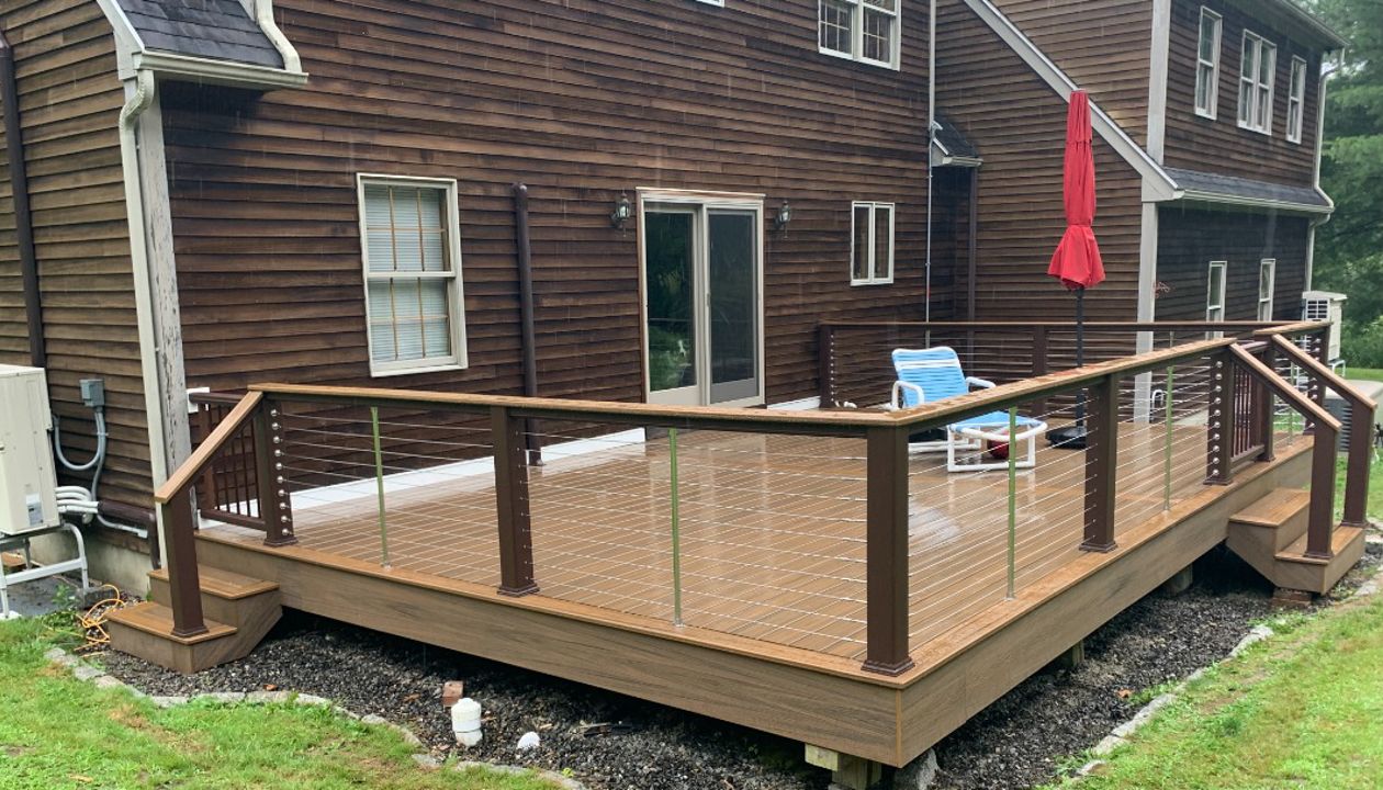 Toasted Sand w/Harvest Gold perimeter & cocktail rail