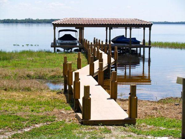 Large Boat House With A Recipe for Fun!