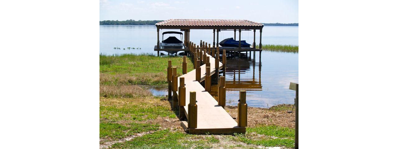 Large Boat House With A Recipe for Fun!