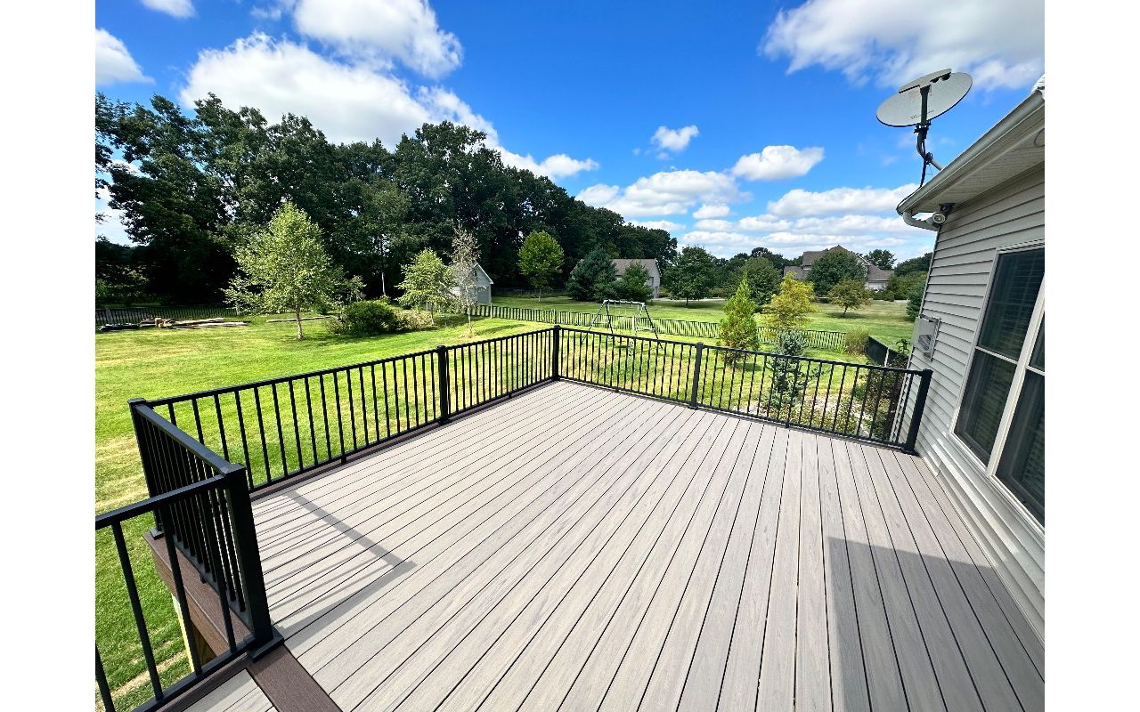 Transcend Lineage Biscayne w/Lava Rock Accents & Signature Railing