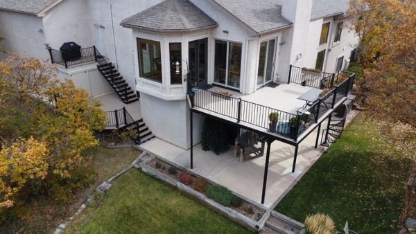 Black Steel Frame Fascia with Rope Swing Decking