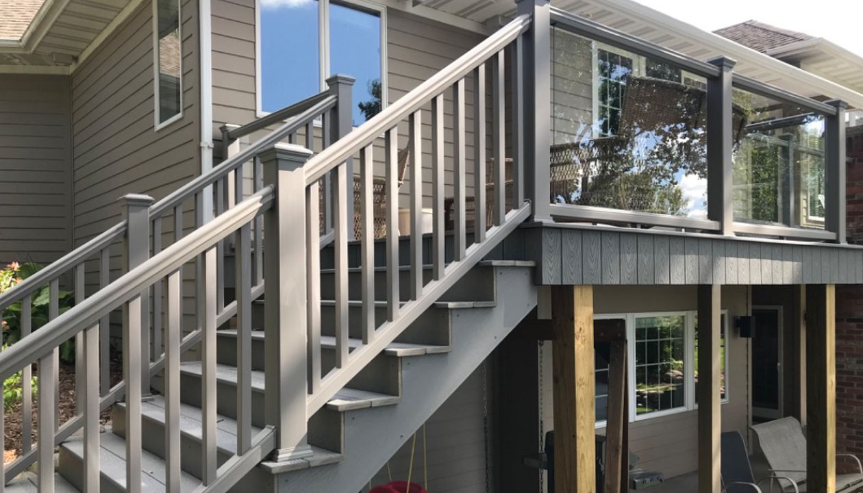 Trex Select Pebble Gray with Transcend Glass railing