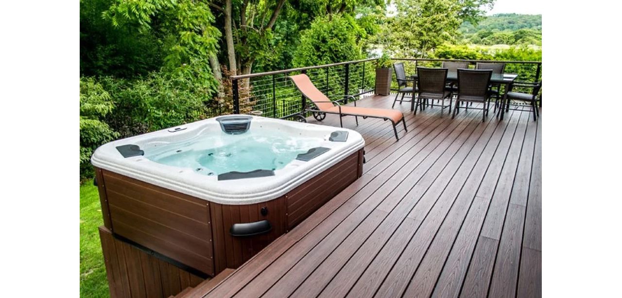 Custom Trex Transcend Deck - Lava Rock with Built-in Spa