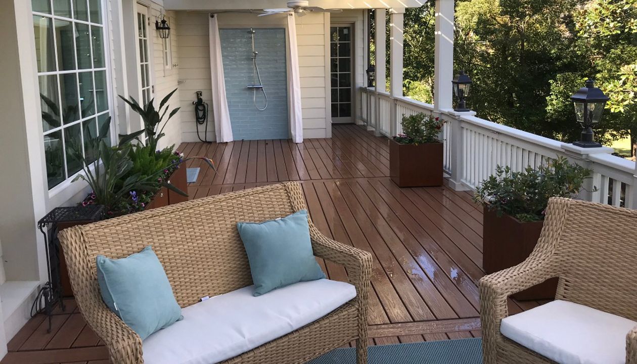 Trex Balcony and Pergola 2