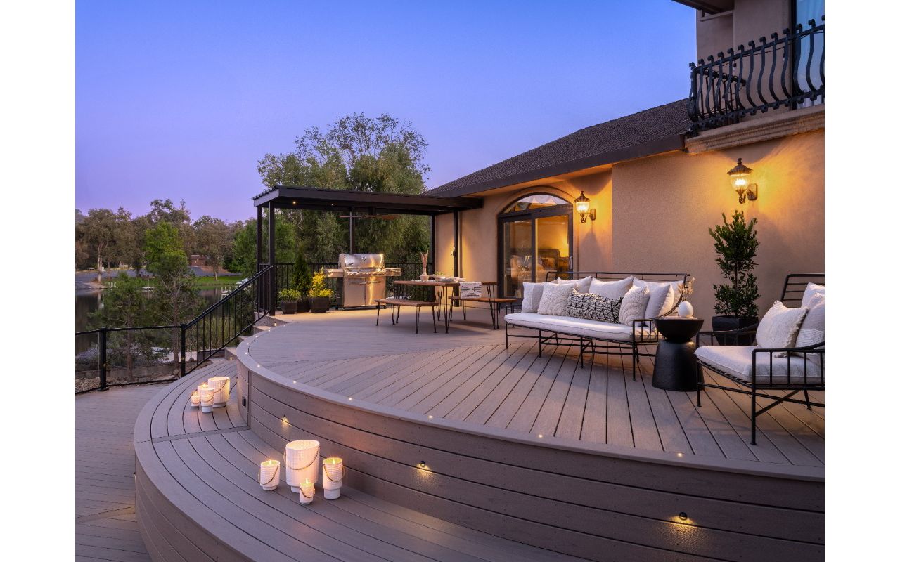 Custom curved Biscayne decking and bench