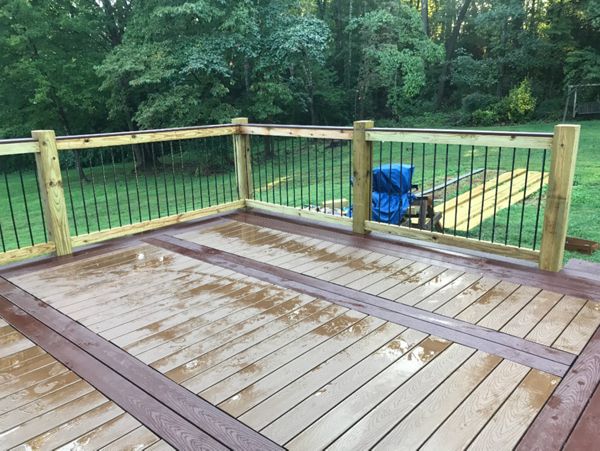 A double feature board in Trex Select Madeira was part of the unique design of this deck