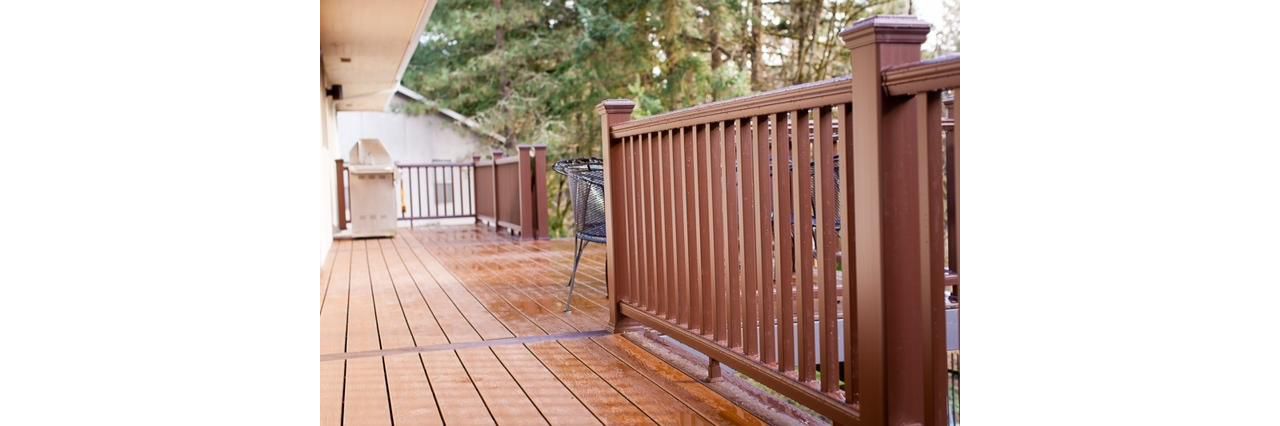Trex Transcend Treehouse deck on Trex Elevations Steel Frame