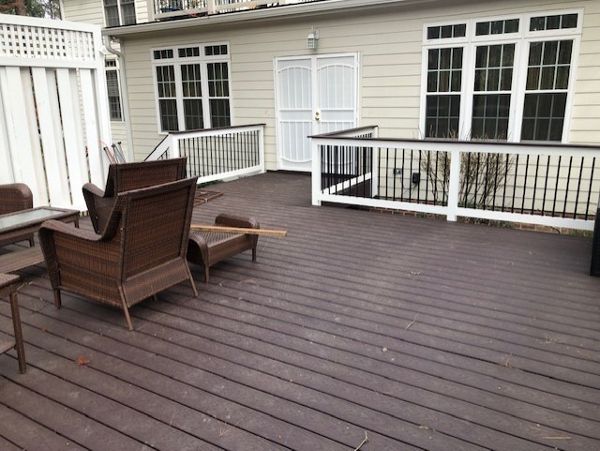 Trex Universal Hideaway fasteners give a fastener free appreance!