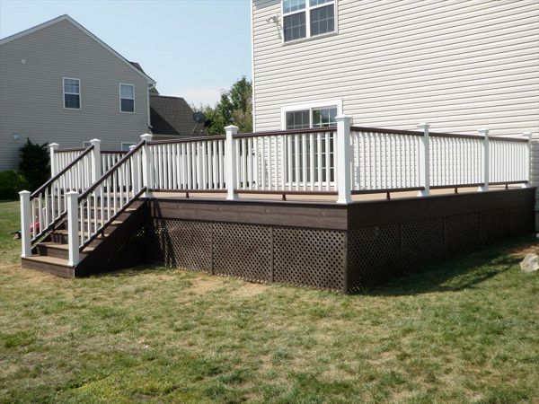 Trex Transcend Vintage Lantern Decking, White and Vintage Lantern Transcend Railing