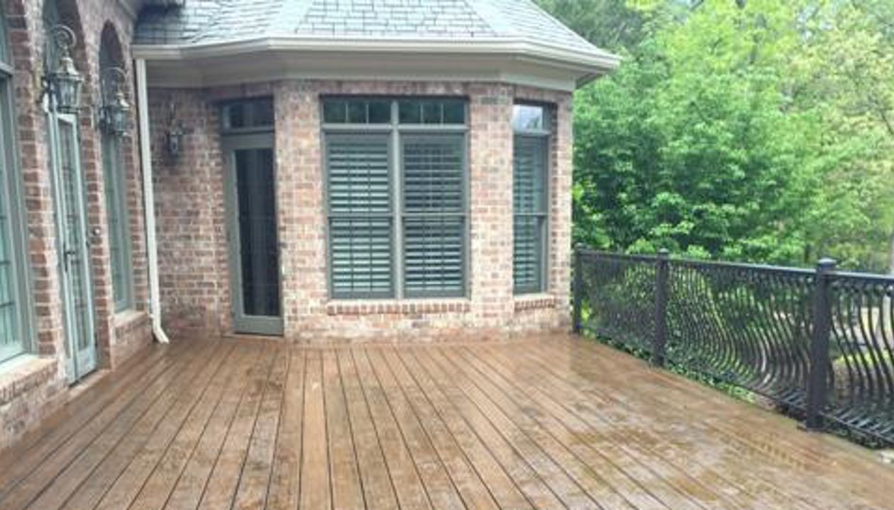 Transcend Spiced Rum Decking