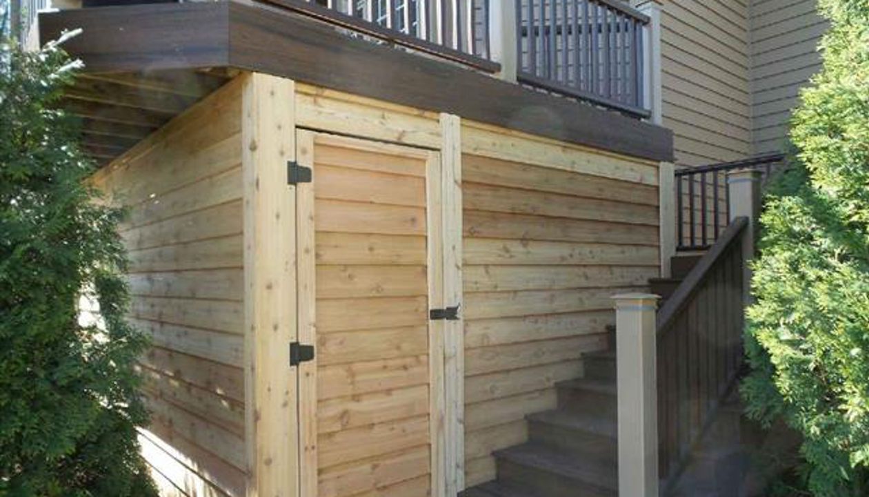 Trex Transcend Spiced Rum Deck