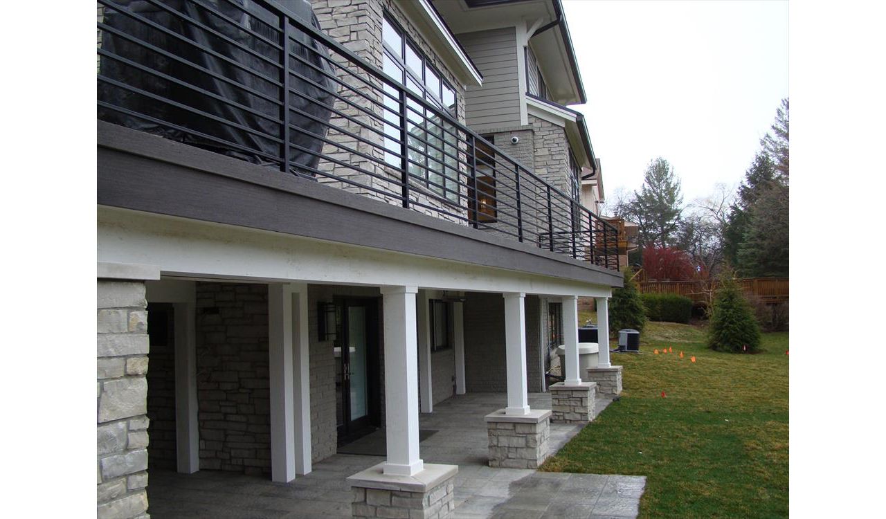 Trex deck in Novi, Michigan