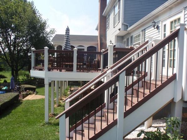 Trex Transcend Vintage Lantern Railing