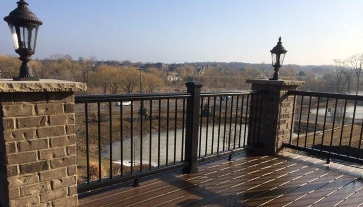 Orland Park Spiced Rum deck