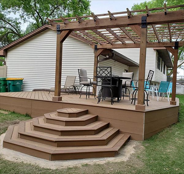 Trex Composite Decking in Enhance Saddle and Beach Dune Colors