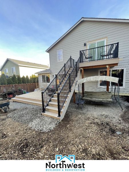 Trex Deck With Aluminum Railing