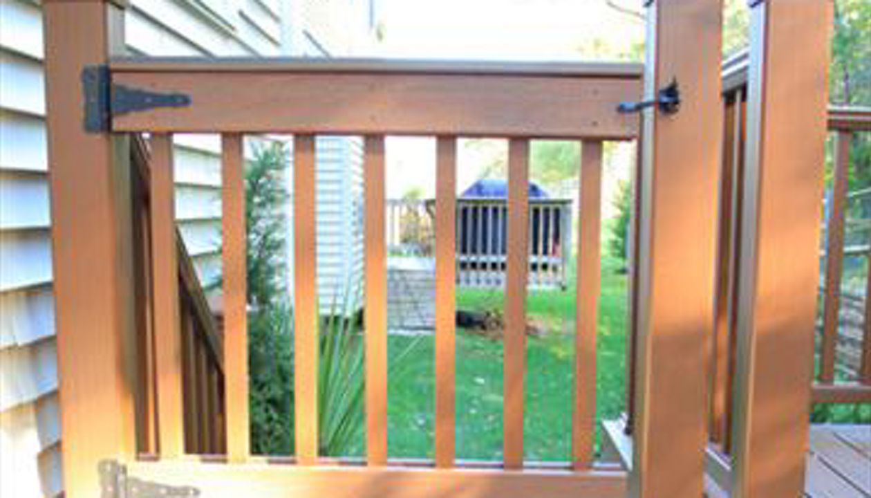 Custom built Gate with Transcend ddecking and railing
