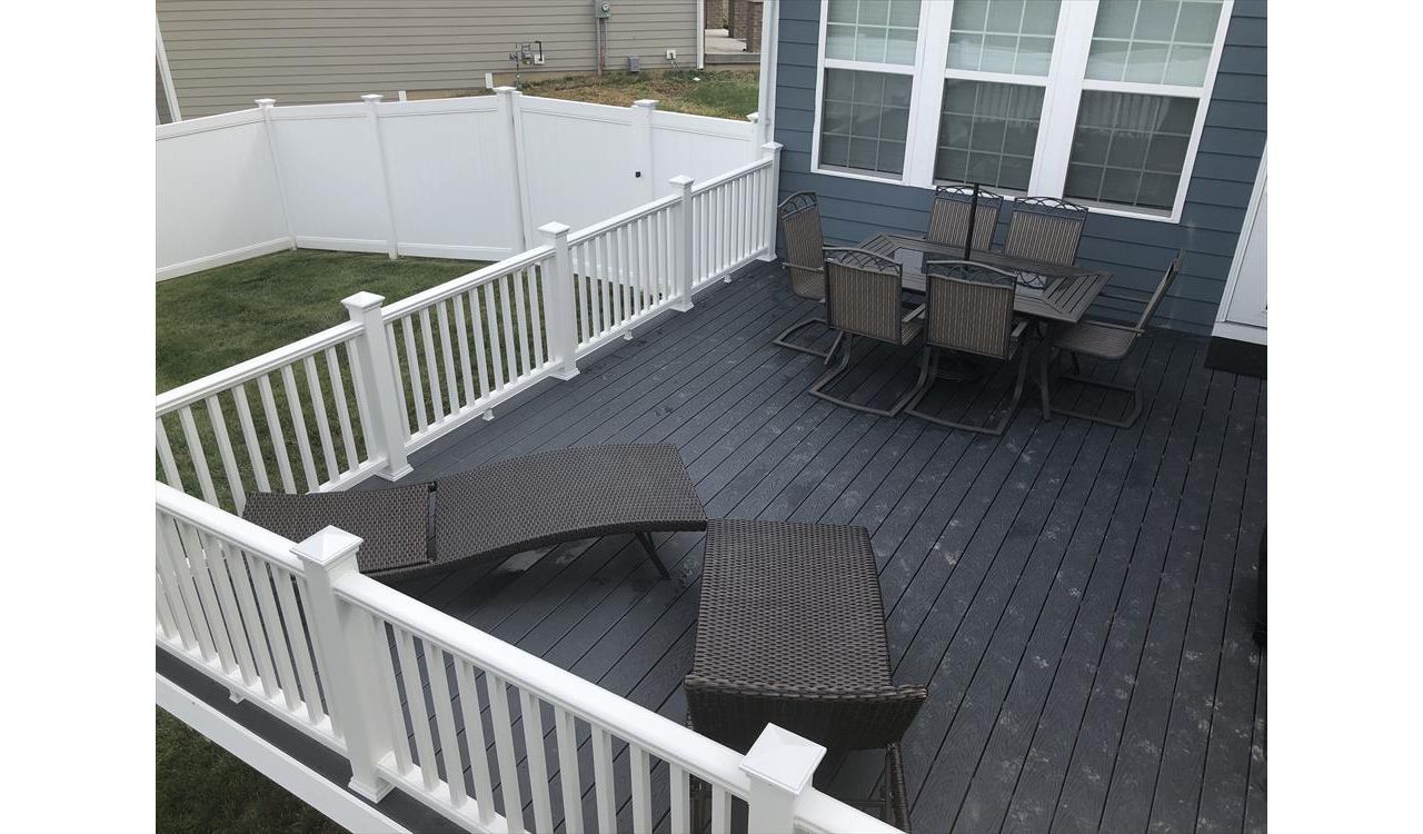 Trex Select Winchester Grey Decking, Trex Transcend Railing - Whitestown, Indiana