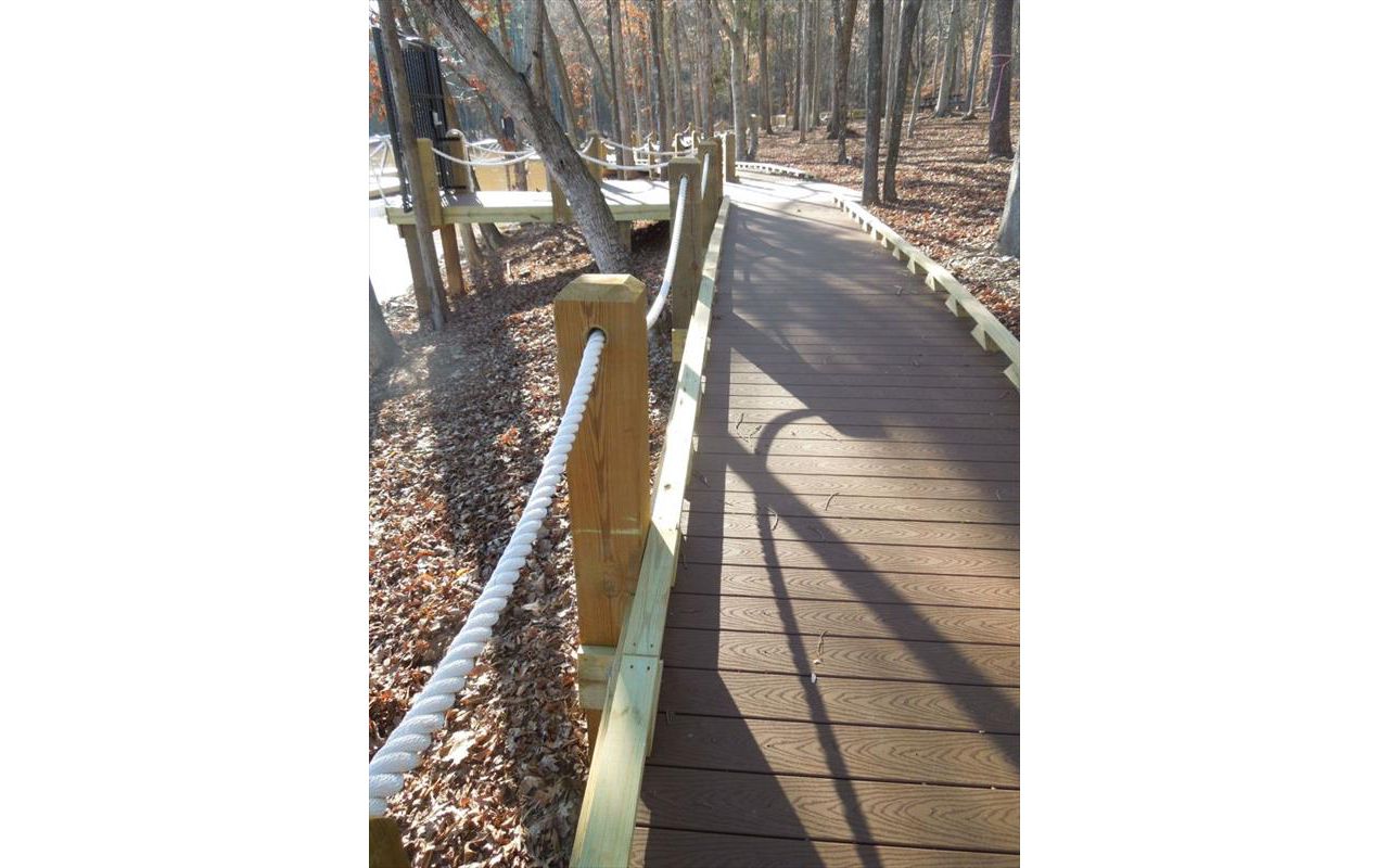 Trex Select Saddle Decking
