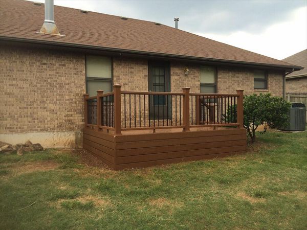 Trex Transcend Tree House Decking & Railing in Springfield, MO