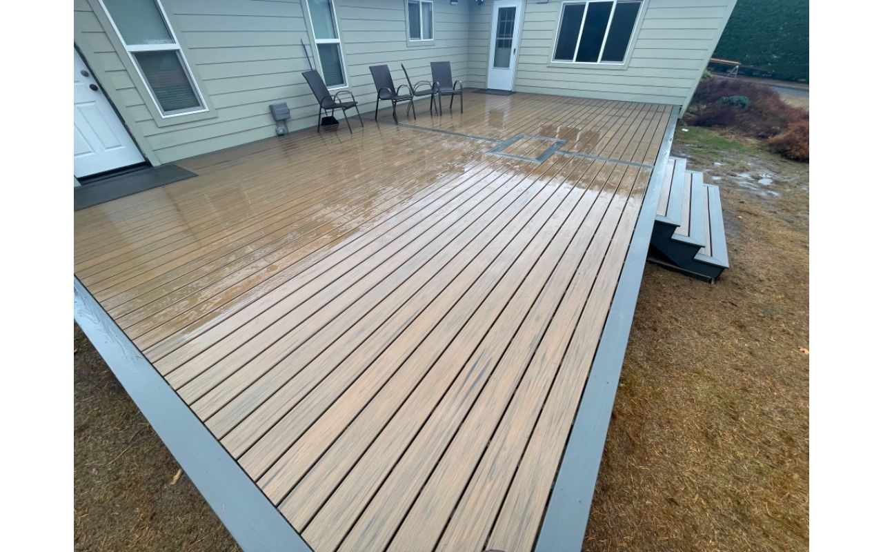 Toasted Sand decking with Clam Shell decking and fascia, Gearhart