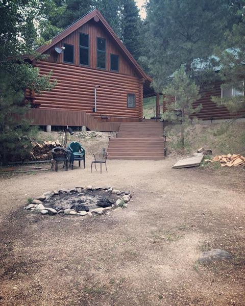 Trex Transcend Tiki Torch New Construction in Featherville, Idaho