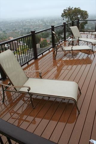 Trex Deck with 2 tone decking and handrails